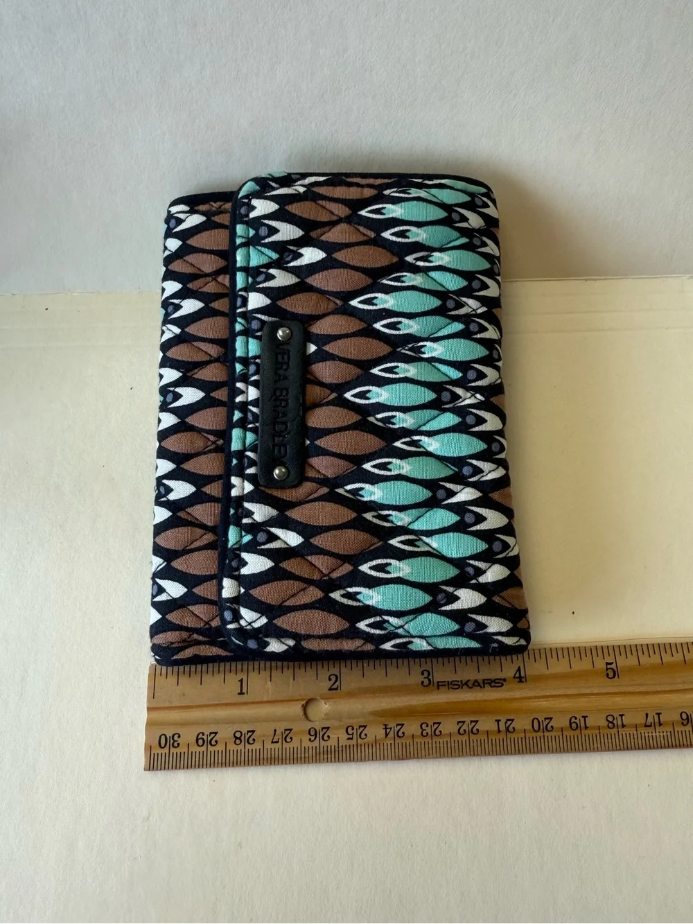 Vera Bradley Quilted Trifold Sierra Stream Wallet With Snap Closure . - Picture 9 of 9